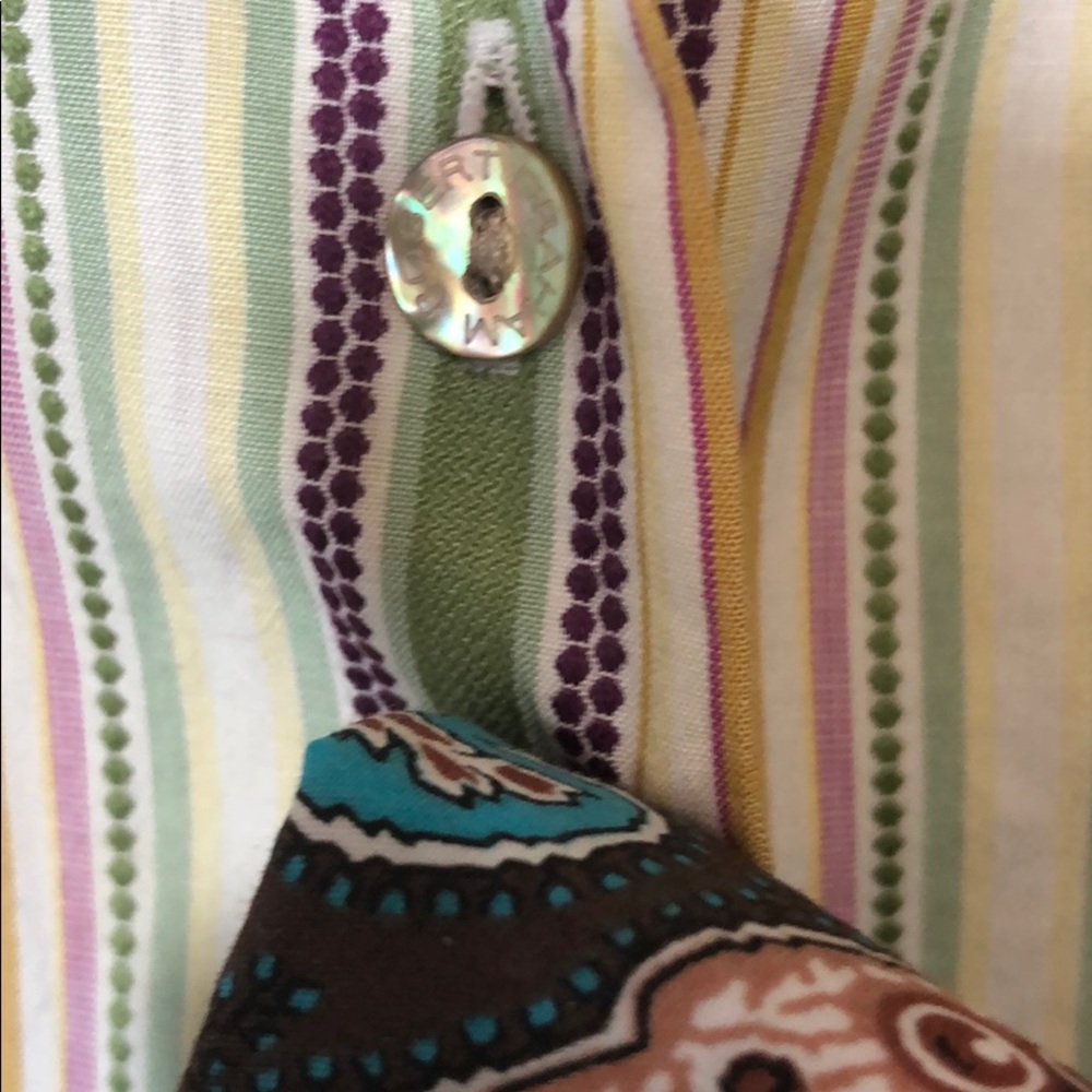 Women’s Robert Graham shirt - Picture 5 of 5